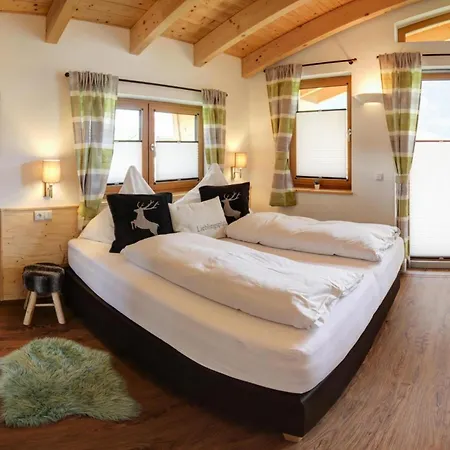 Bergchalet Falkenstein, Inzell, Cleaning Included *
